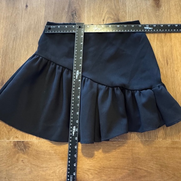 Black Summer Skirt skort - Picture 3 of 7